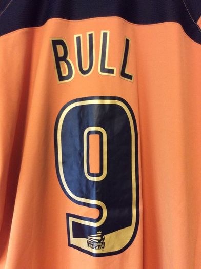 Wolverhampton Wanderers Jersey. Season 2004/2006. Official Le Coq Sportif Wolves Home Jersey. Steve Bull Number 9. Authentic Original From 2004. Not A Modern Day Remake.