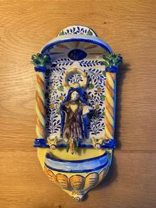 Holy water ceramic font