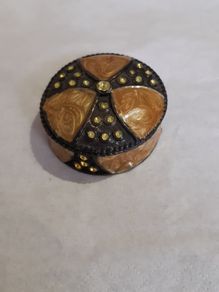 Trinket box metal enameled