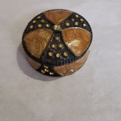 Trinket box metal enameled