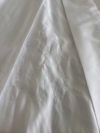 Amanda Wyatt Wedding Dress