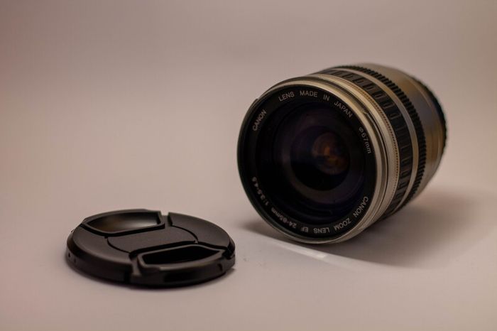 Canon EF 24-85mm f/3.5-4.5 USM