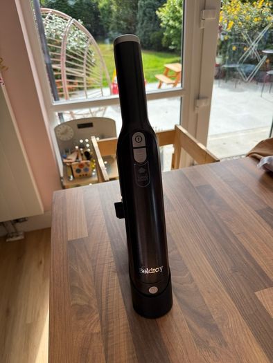 Small Vacuum Cleaner / Hoover