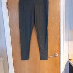Yu & Me Faux  Leather Trousers.   S. 16. New - No Tag.