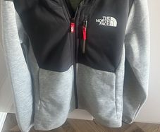 Northface boys jacket/hoodie