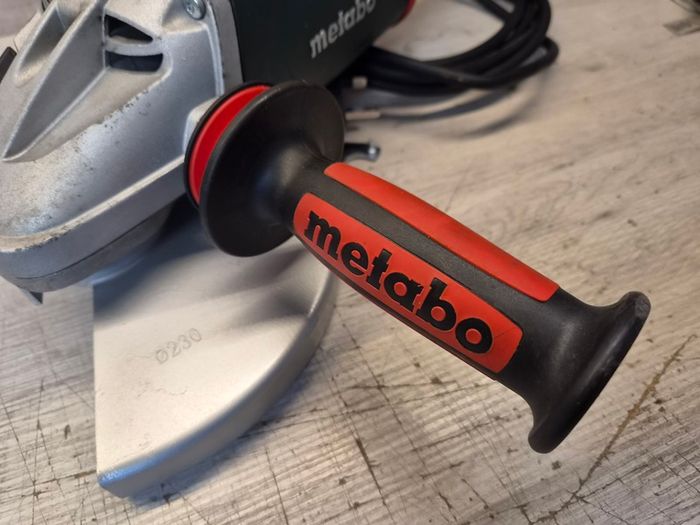 METABO 9 inch, 2200W Angle Grinder WE 22-230 MVT
