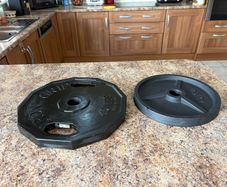 Olympic Plates (1 X 15kg, 1 X 20kg)