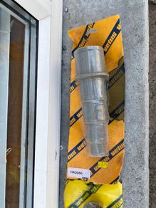 Hose adaptor for pipes