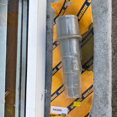 Hose adaptor for pipes