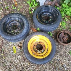 Trailer wheels with tyres