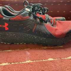 Under Armour trial size 10