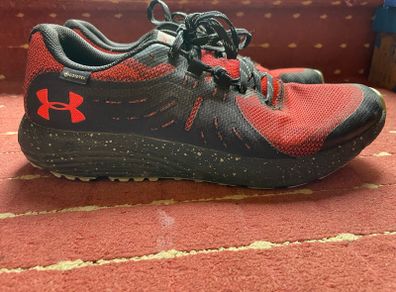 Under Armour trial size 10