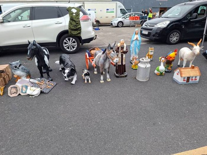 life Size Animals & Religious Statues.
