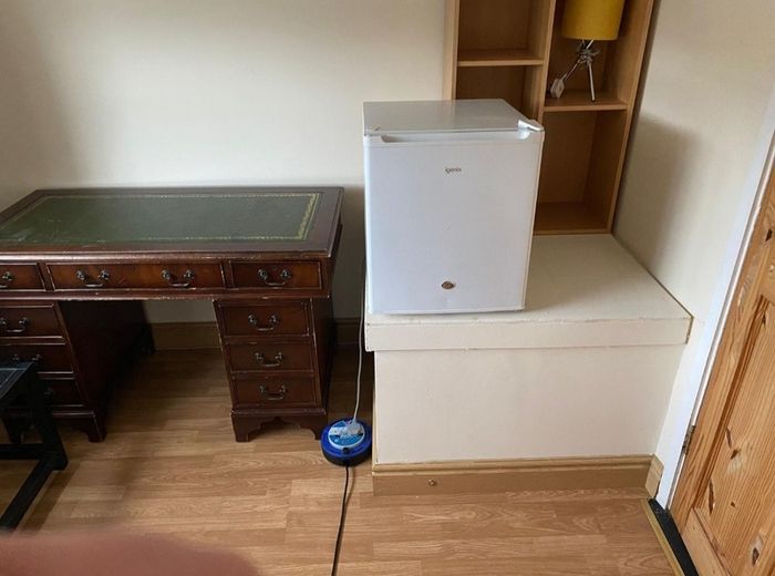writing desk