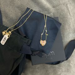 gold necklace