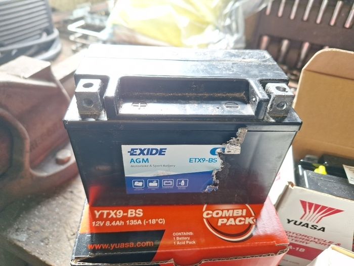 motorcycle battery