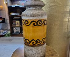 1970s Retro Midcentury West Germany 1970s Vintage Vase