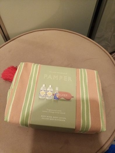 Marks and Spencer weekend pamper set