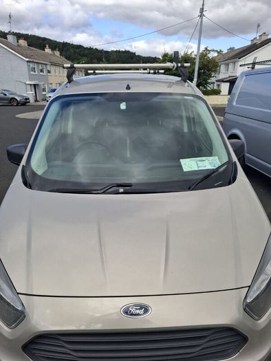 Ford Transit Courier 2018