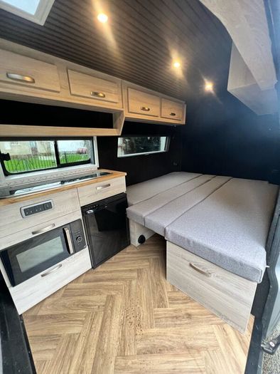 campervan Ford transit custom