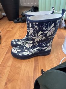wellies size 5