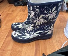 wellies size 5