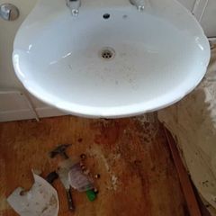 Armitage Shanks - Toilet and sink sets x 2
