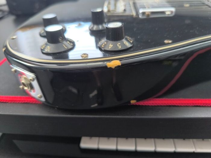 Fender classic series 72 telecaster deluxe