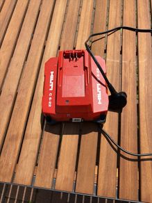 Hilti Fast Charger