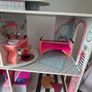 LOL Dolls House, accessories and 2 cars Image 4