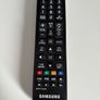 40inch Samsung TV with remote control Image 2