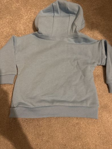 New long sleeve top baby size 12-18 m