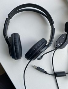 Microsoft live chat headset with USB