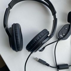 Microsoft live chat headset with USB