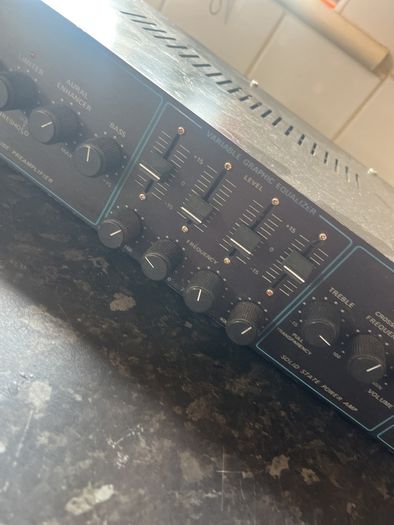 SWR STUDIO 220 vintage bass head amplifier