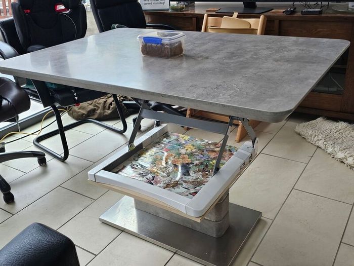 Height-adjustable dinner-coffee Table