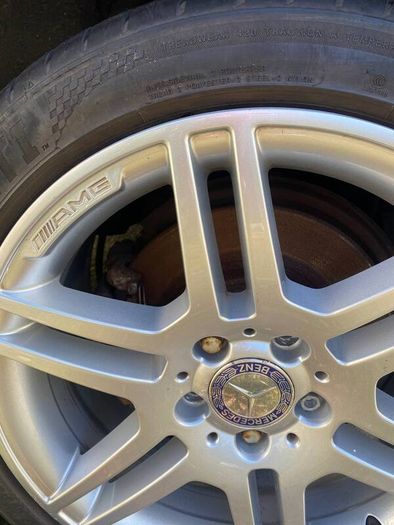 Mercedes AMG alloy wheels with brand new tyes perfect conditions