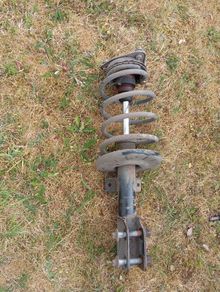 Shock absorber Left