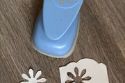 Daisy-shaped Lever Action Craft Punch