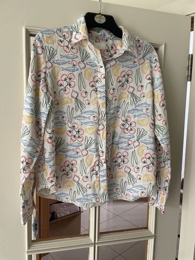 Linen blouse size medium