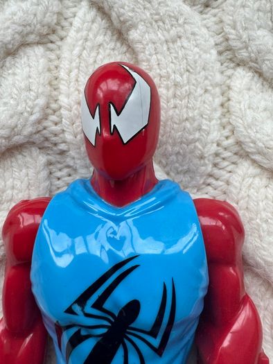 Spiderman approx 12" Blue Shirt Rendition Home Coming Original Hasbro 2018 Used Please look at the pictures