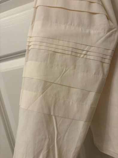 Cream top size Large
