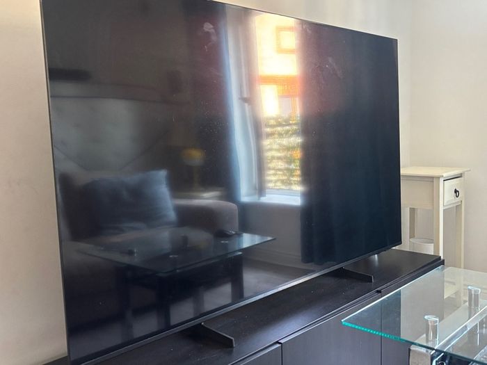Samsung 75" Crystal UHD U8000F Smart TV |