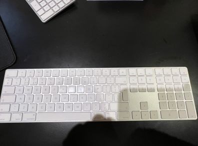 Apple Keyboard + Mouse