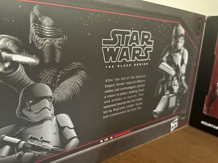 Star wars the black series first order Disney park exclusive