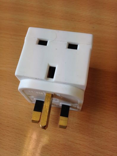 Socket Adapters 2 Plug