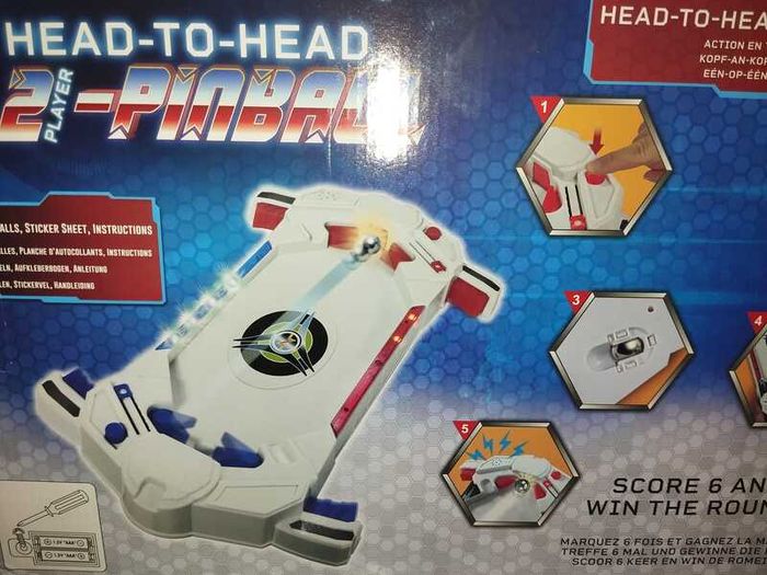 Head-to-Head 2-Player Pinball Game