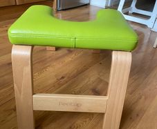 Feet up yoga stand