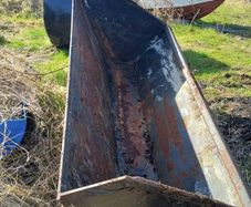 tractor bucket
