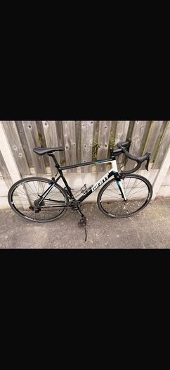 Giant road bike